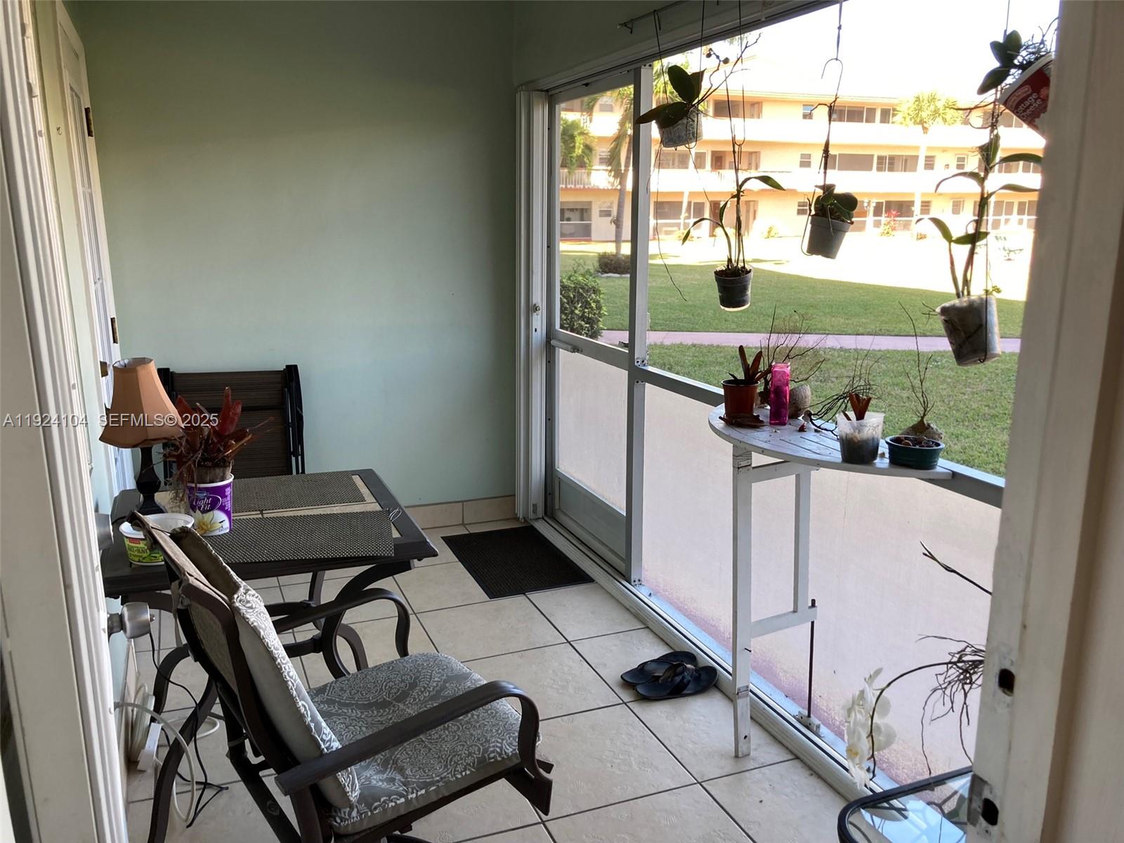 5300 Washington St #N117 Hollywood, FL 33021