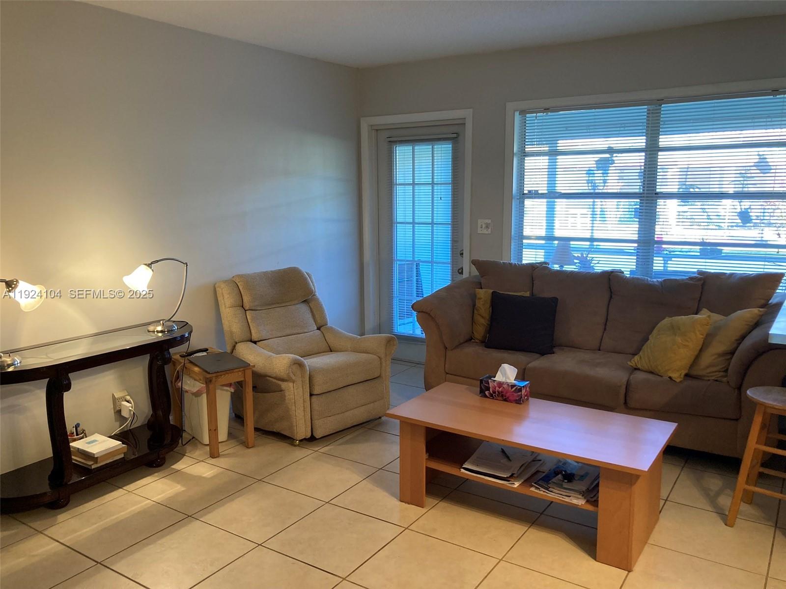 5300 Washington St #N117 Hollywood, FL 33021