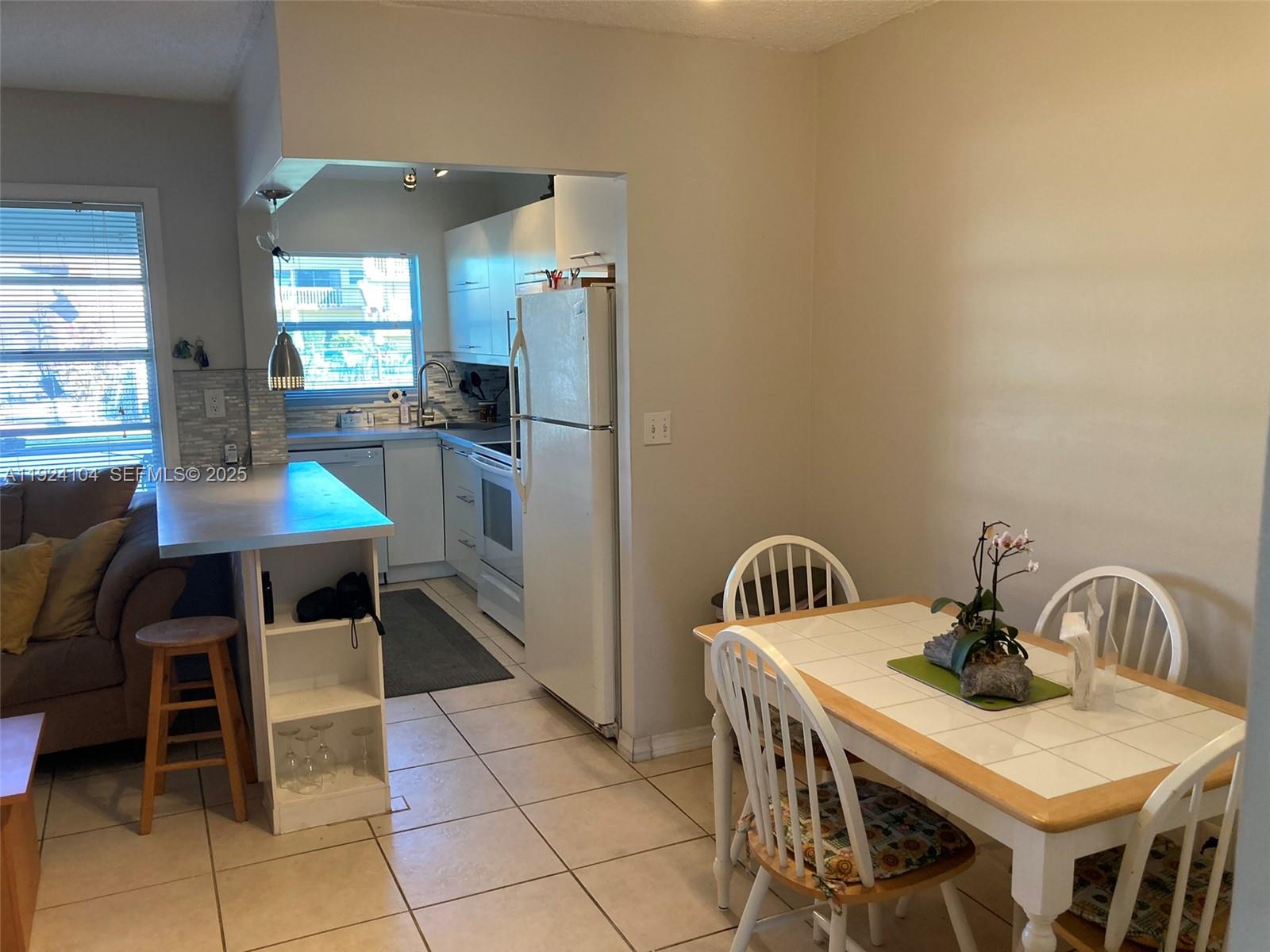 5300 Washington St #N117 Hollywood, FL 33021