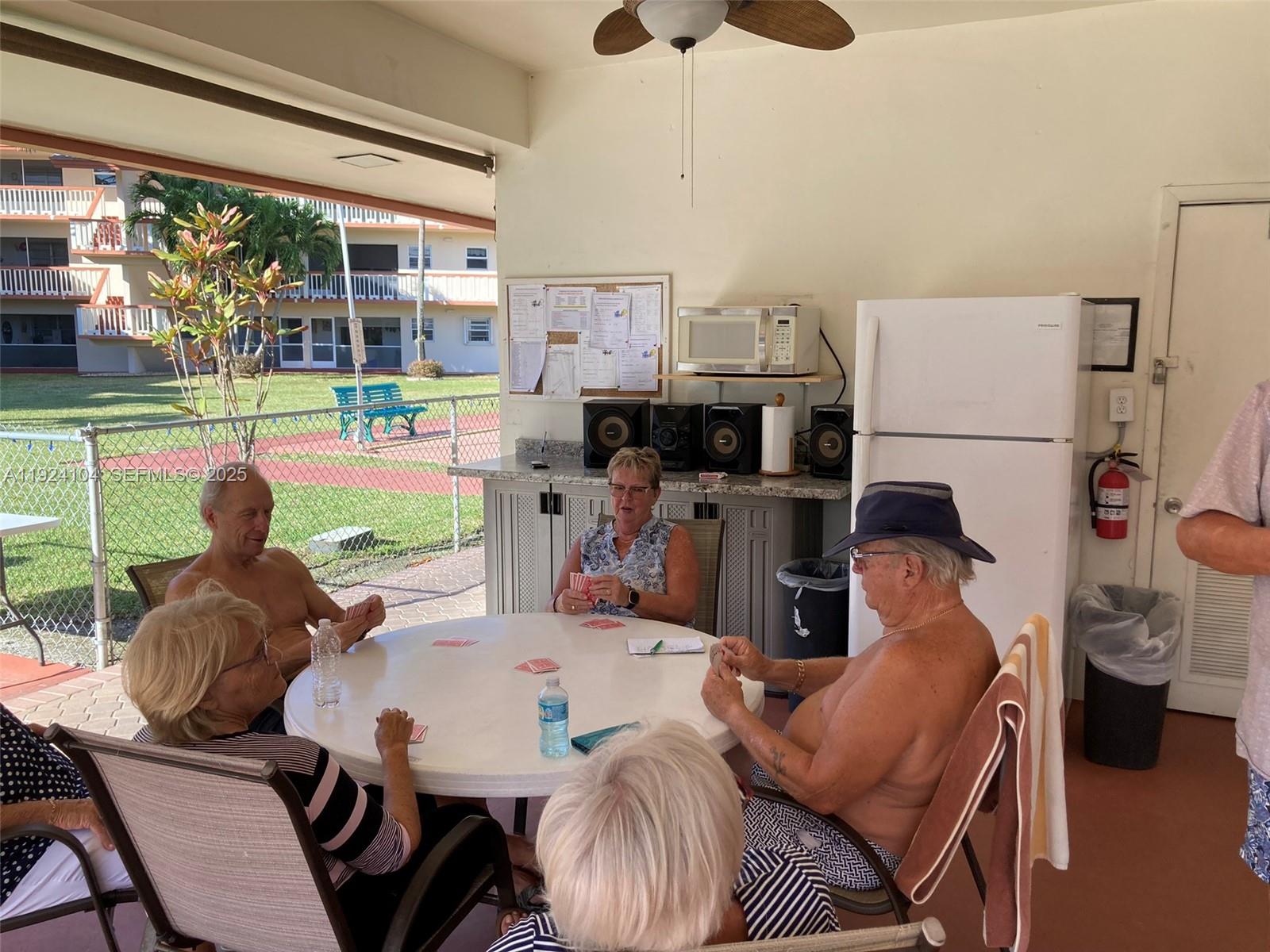 5300 Washington St #N117 Hollywood, FL 33021