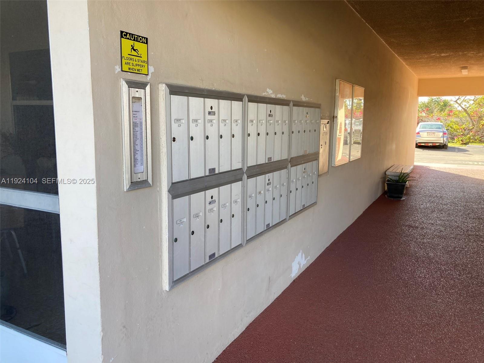 5300 Washington St #N117 Hollywood, FL 33021