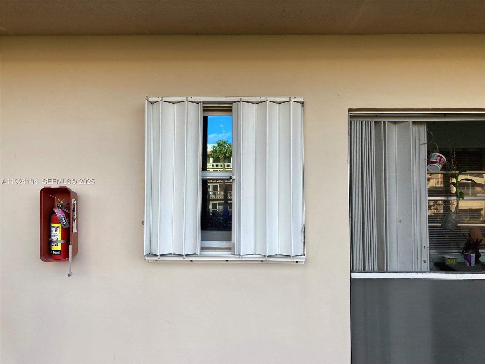 5300 Washington St #N117 Hollywood, FL 33021