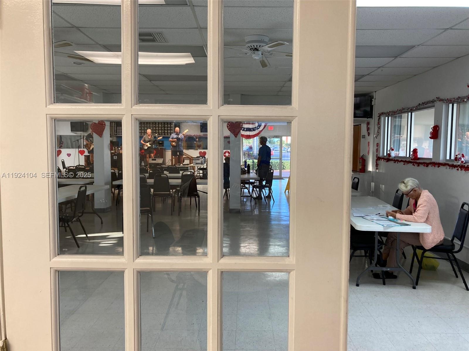 5300 Washington St #N117 Hollywood, FL 33021