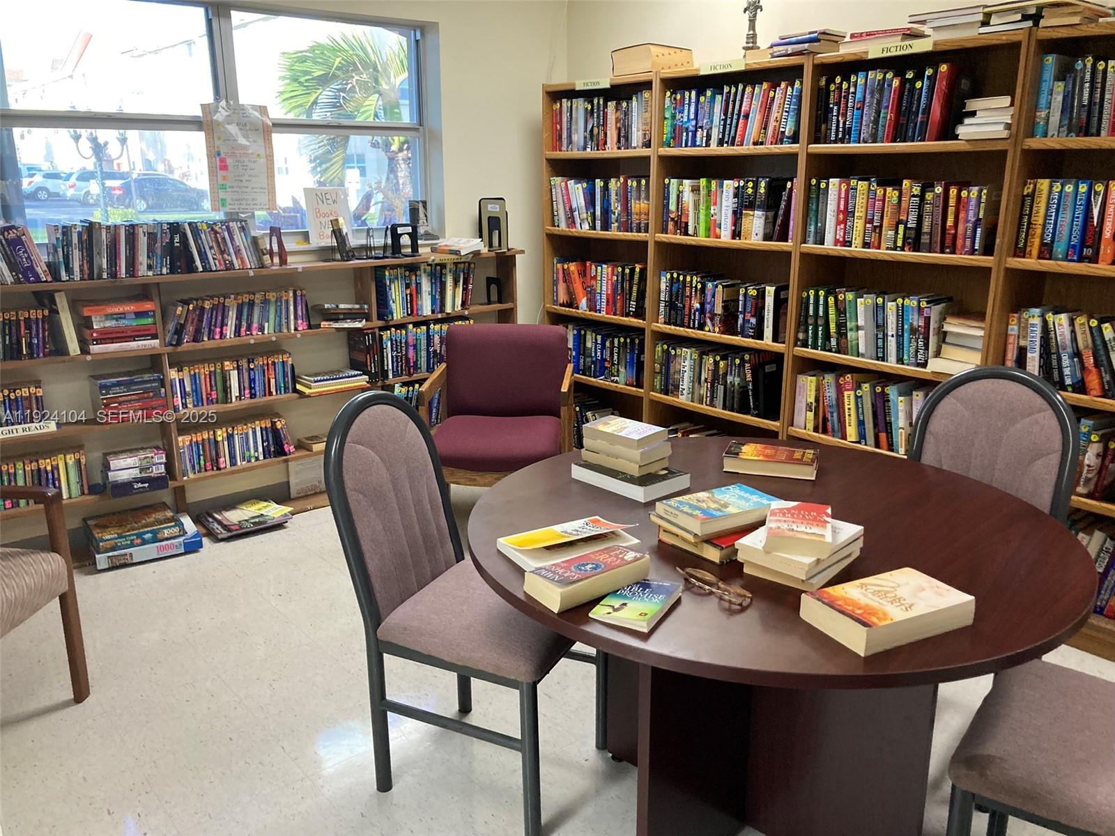 5300 Washington St #N117 Hollywood, FL 33021