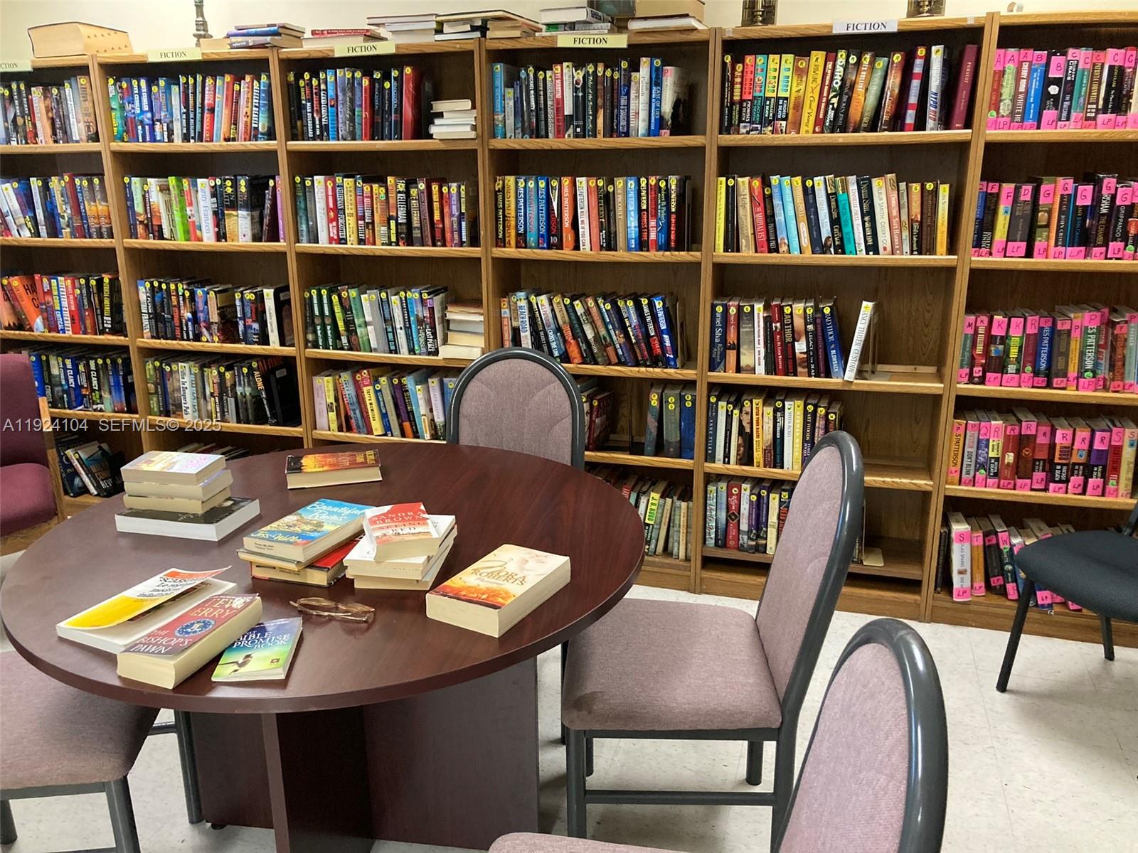 5300 Washington St #N117 Hollywood, FL 33021