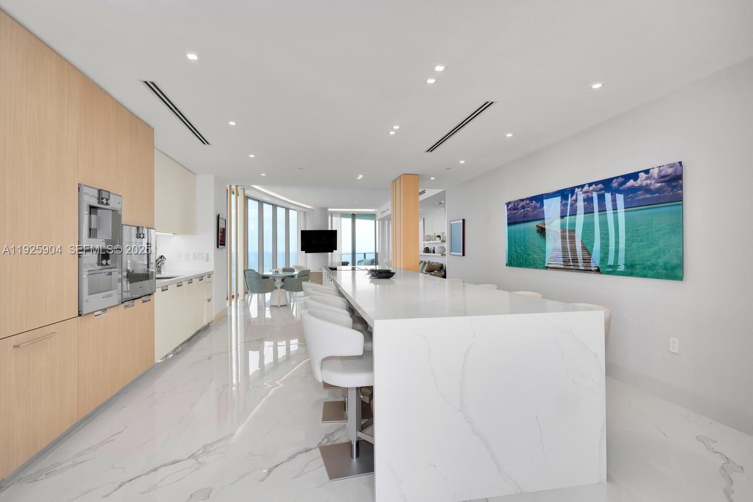 15701 Collins Ave #3701 Sunny Isles Beach, FL 33160