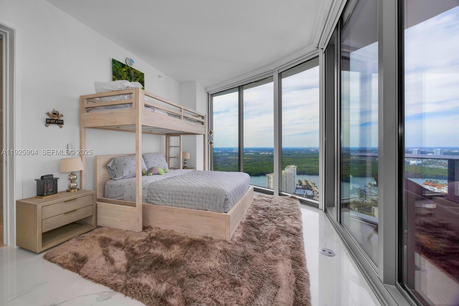 15701 Collins Ave #3701 Sunny Isles Beach, FL 33160