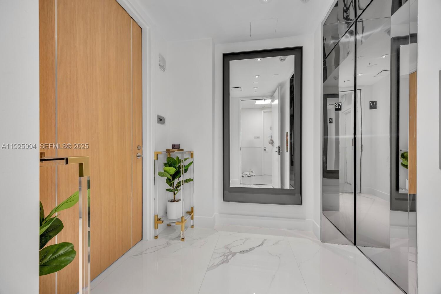 15701 Collins Ave #3701 Sunny Isles Beach, FL 33160