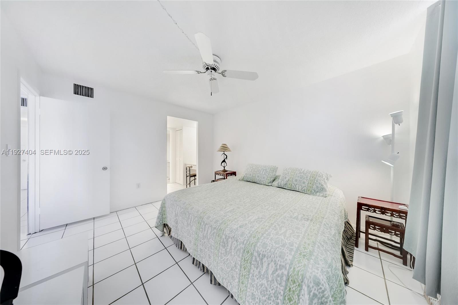 465 Ocean Dr #224 Miami Beach, FL 33139