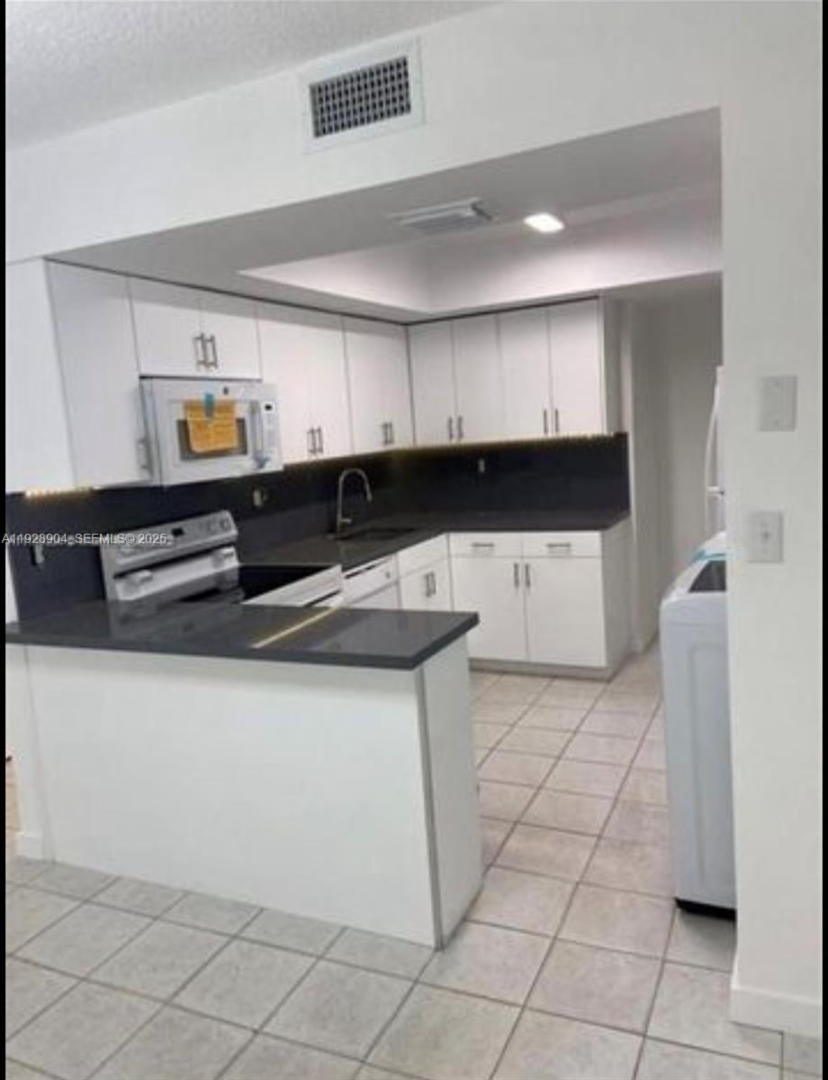 8775 Park Blvd #101 Miami, FL 33172