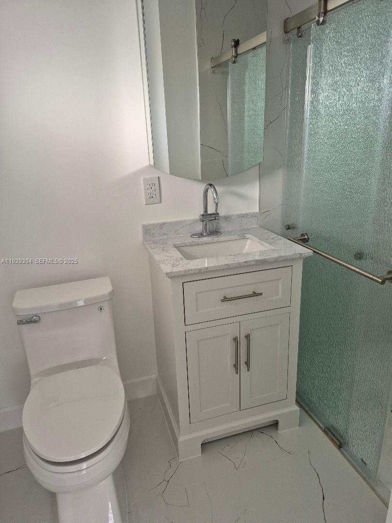 4320 SW 98th Ct Miami, FL 33165