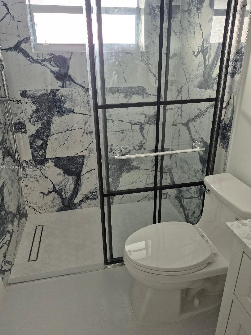 4320 SW 98th Ct Miami, FL 33165