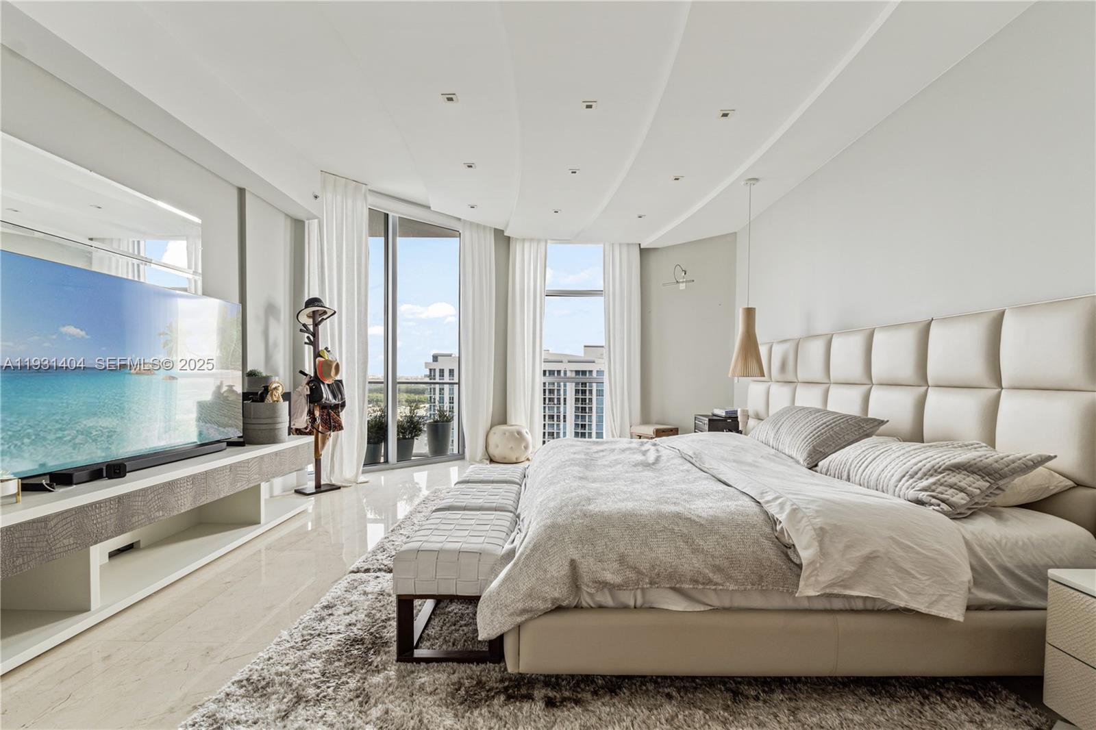 17301 Biscayne Blvd #PH-5 North Miami Beach, FL 33160