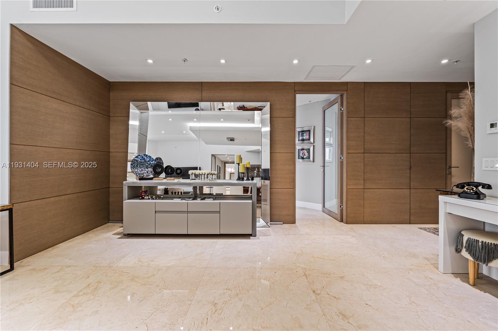 17301 Biscayne Blvd #PH-5 North Miami Beach, FL 33160