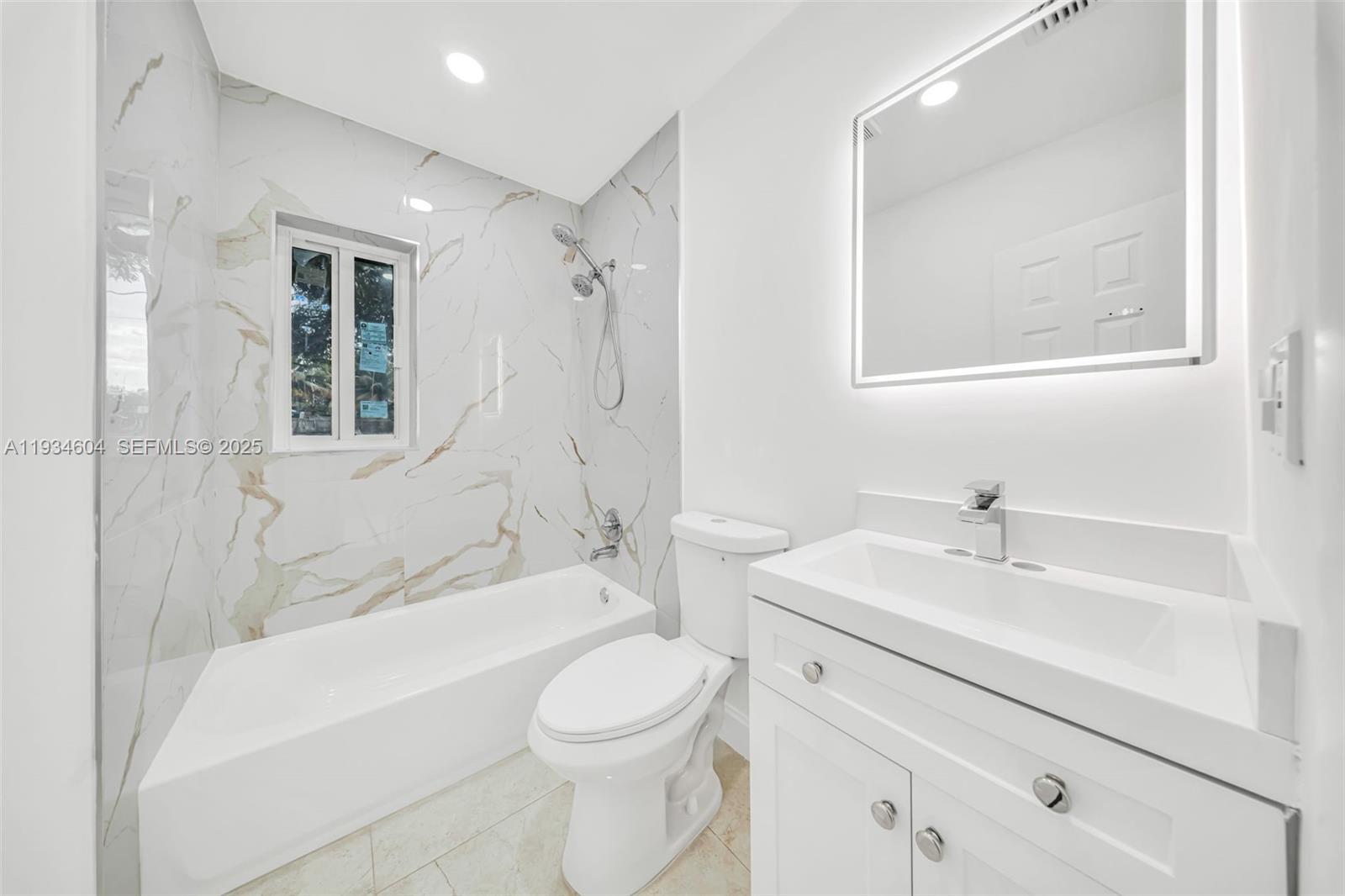 2410 NW 155th Ter Miami Gardens, FL 33054