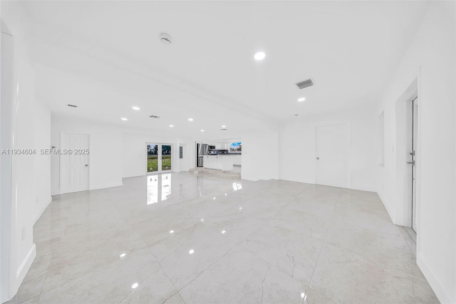 2410 NW 155th Ter Miami Gardens, FL 33054