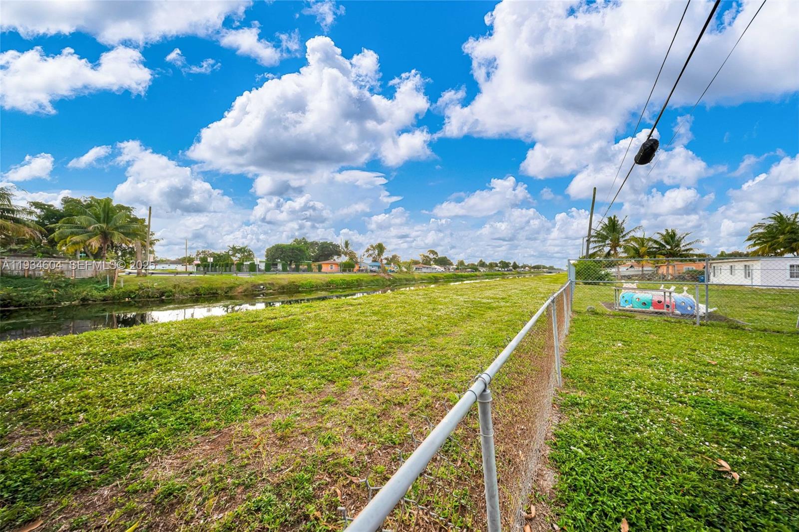 2410 NW 155th Ter Miami Gardens, FL 33054