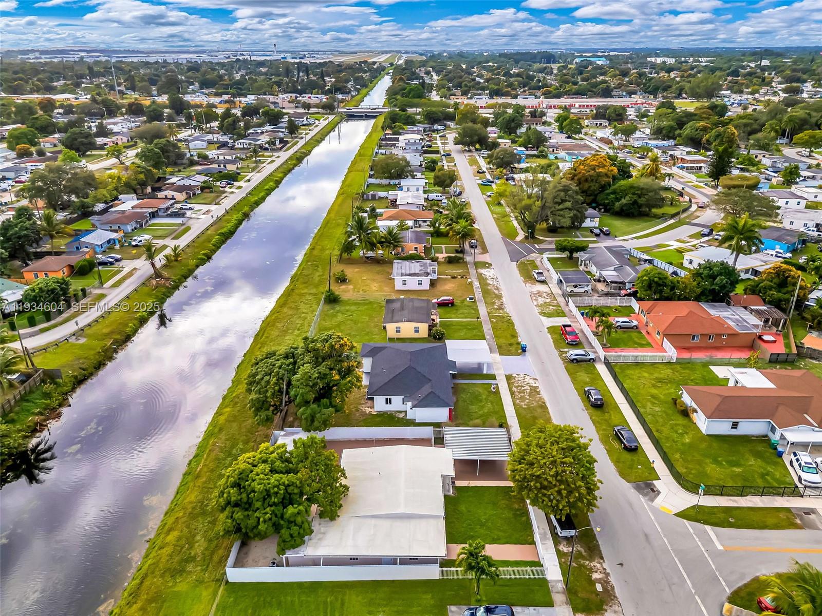 2410 NW 155th Ter Miami Gardens, FL 33054