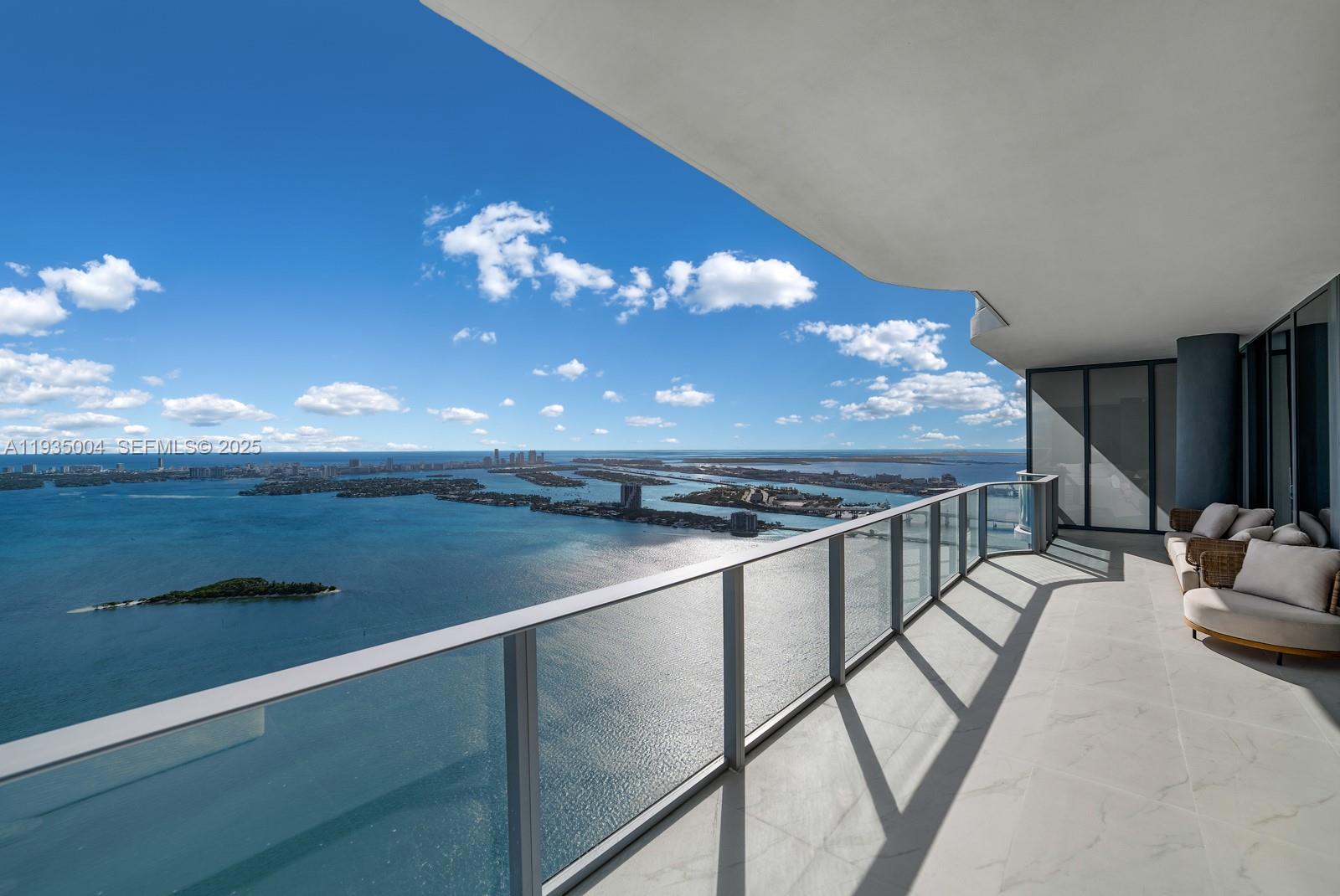 700 NE 24th St #PH-5903 Miami, FL 33137