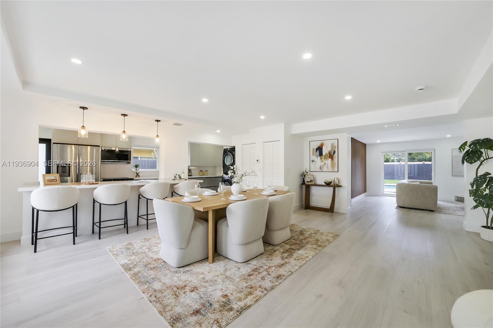 3056 NE 14th Ave Oakland Park, FL 33334