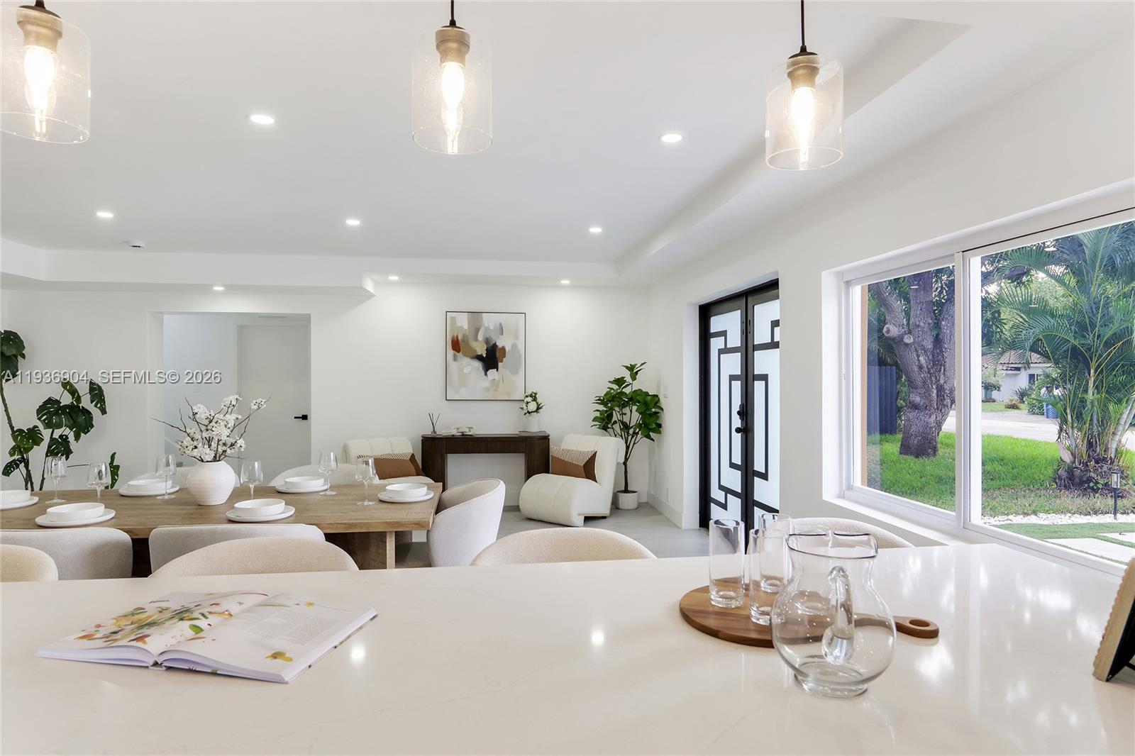 3056 NE 14th Ave Oakland Park, FL 33334