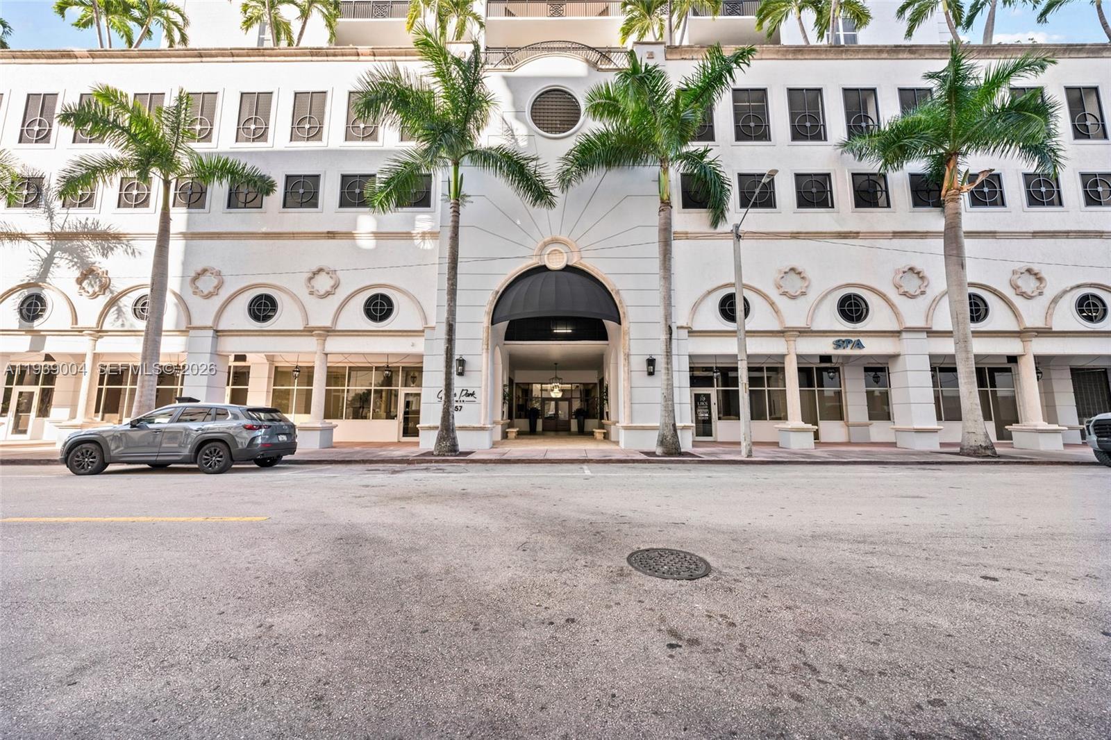 357 Almeria Ave #1106 Coral Gables, FL 33134