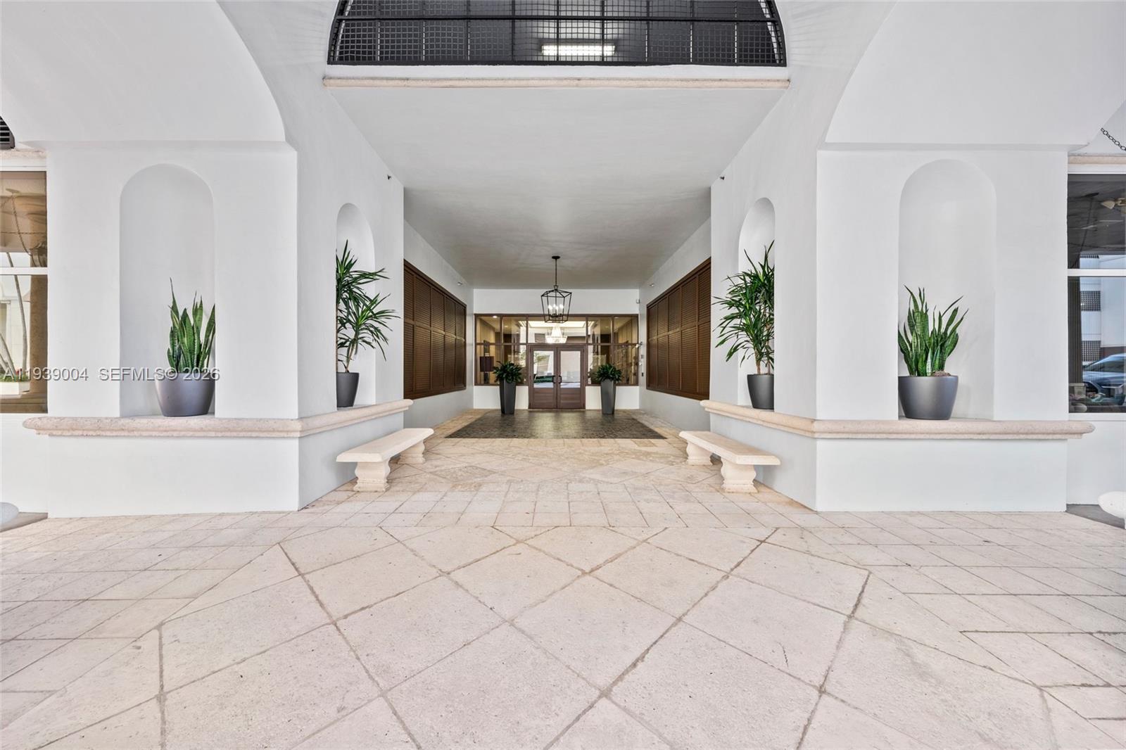 357 Almeria Ave #1106 Coral Gables, FL 33134