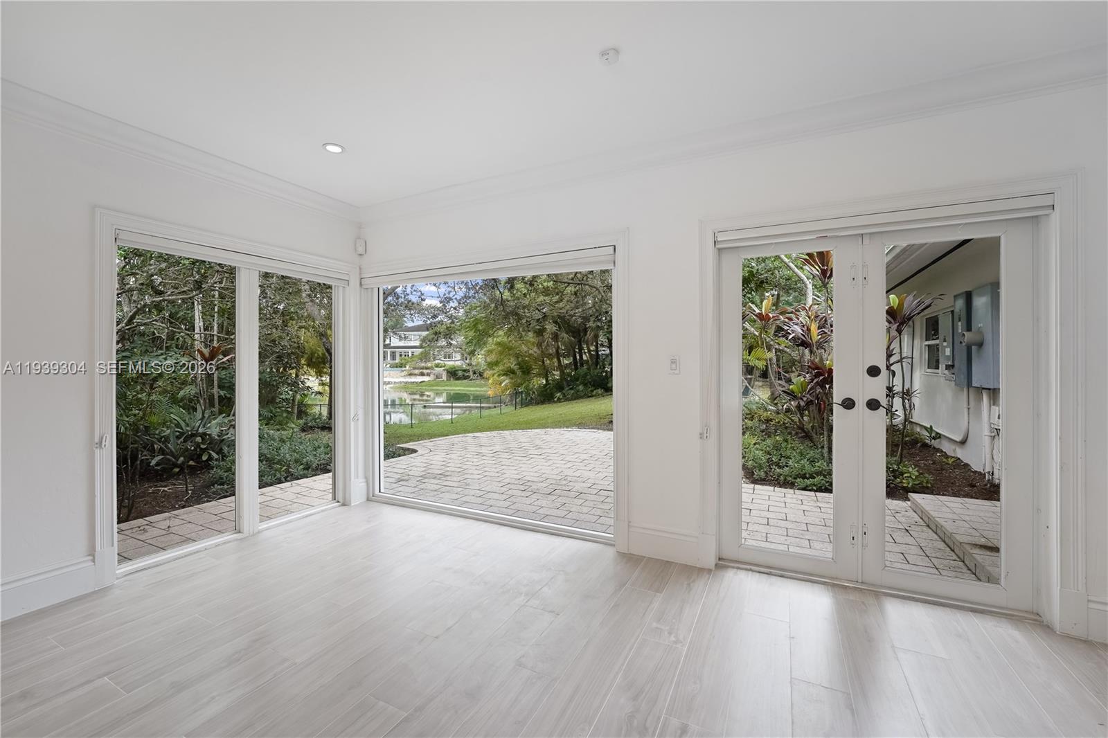 10640 SW 61st Ave Pinecrest, FL 33156