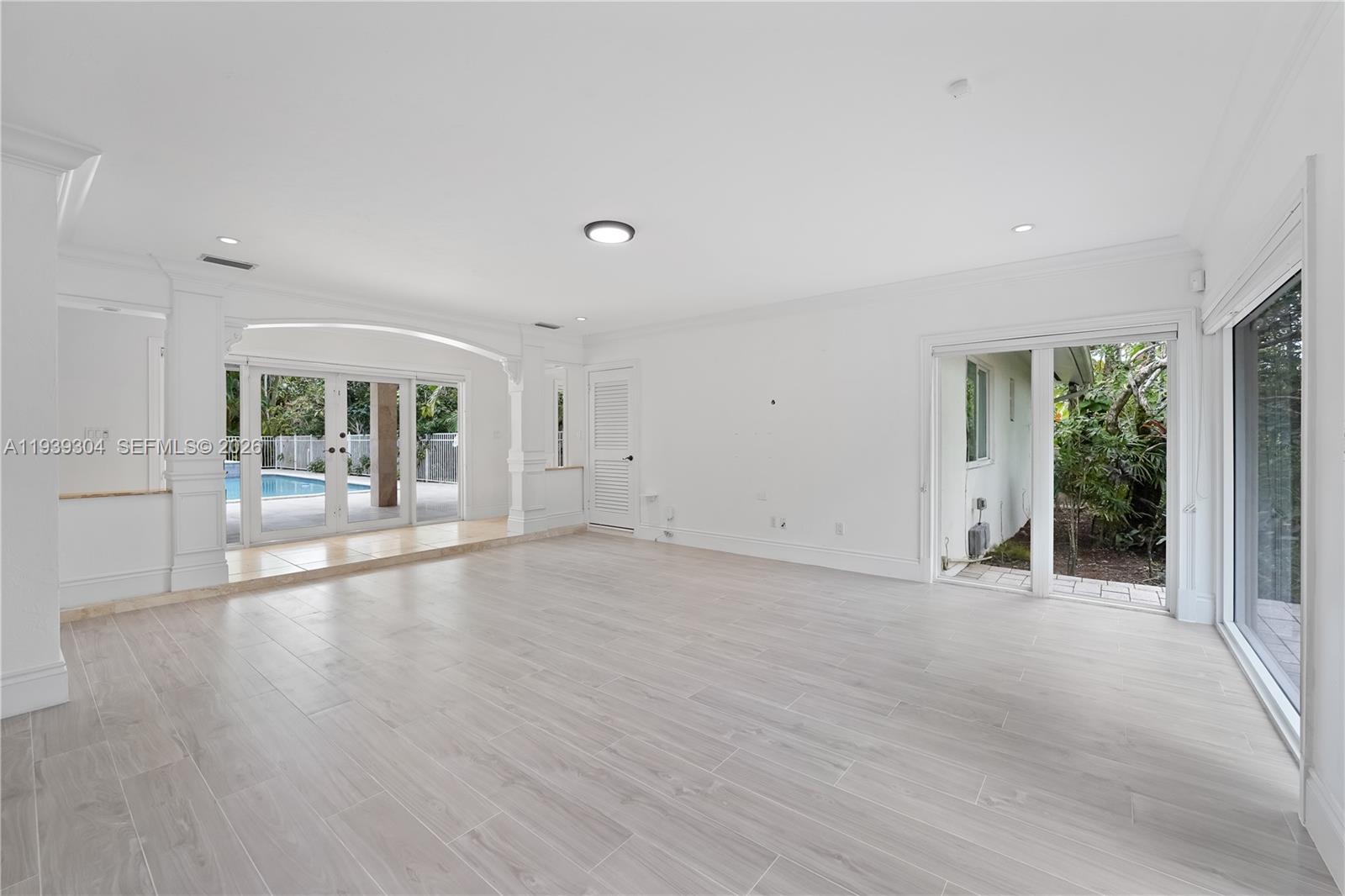 10640 SW 61st Ave Pinecrest, FL 33156