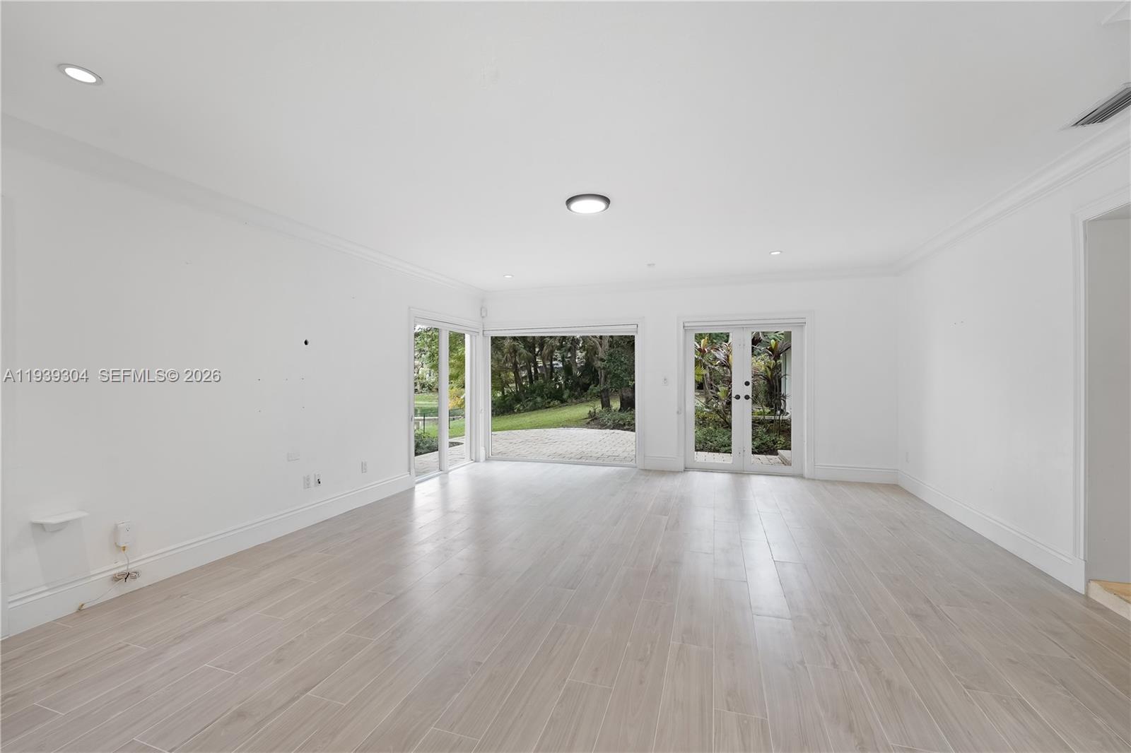 10640 SW 61st Ave Pinecrest, FL 33156