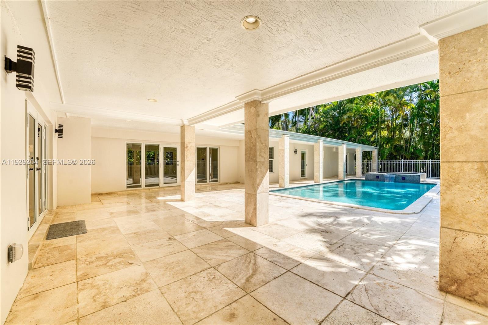 10640 SW 61st Ave Pinecrest, FL 33156