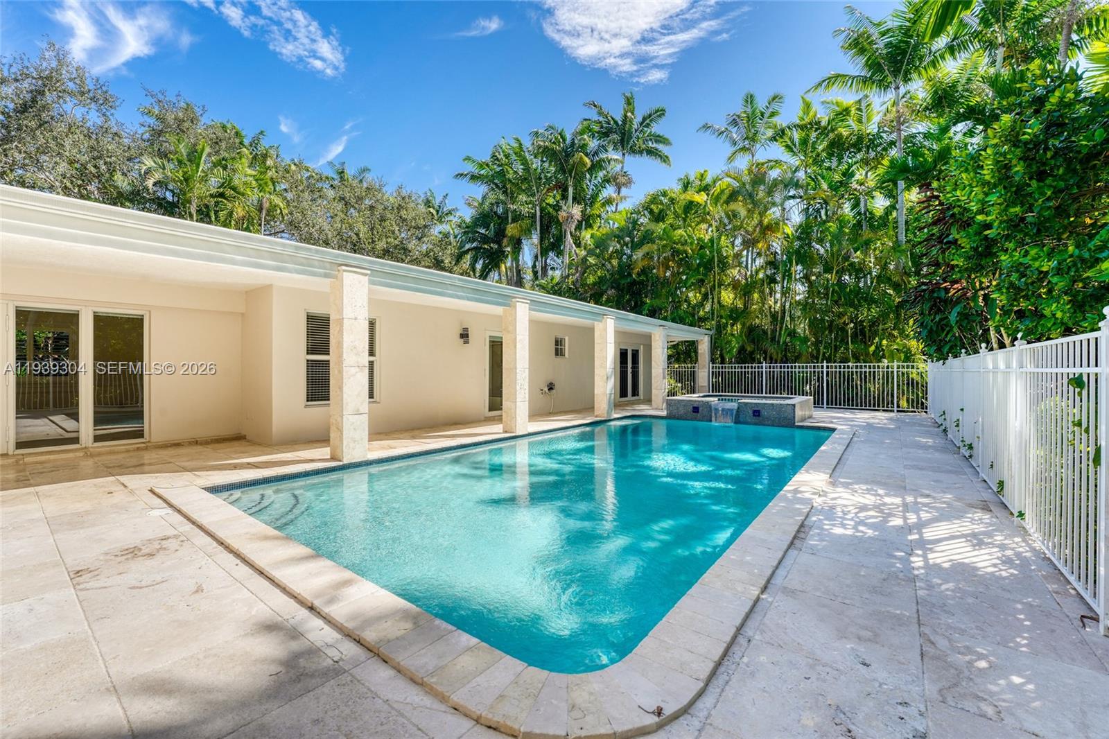 10640 SW 61st Ave Pinecrest, FL 33156