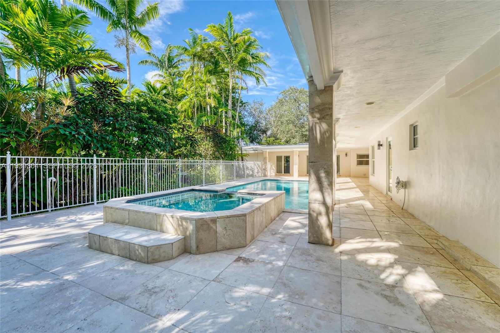 10640 SW 61st Ave Pinecrest, FL 33156