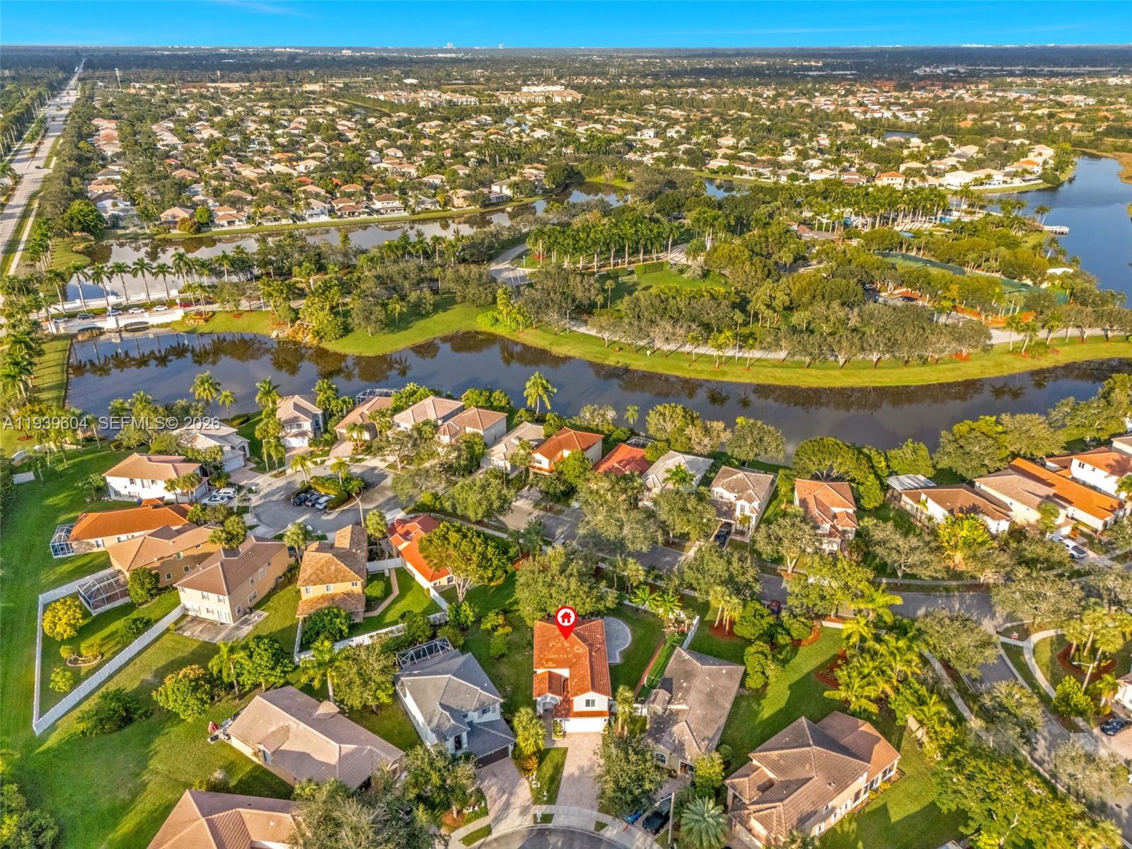 1289 NW 171st Ter Pembroke Pines, FL 33028