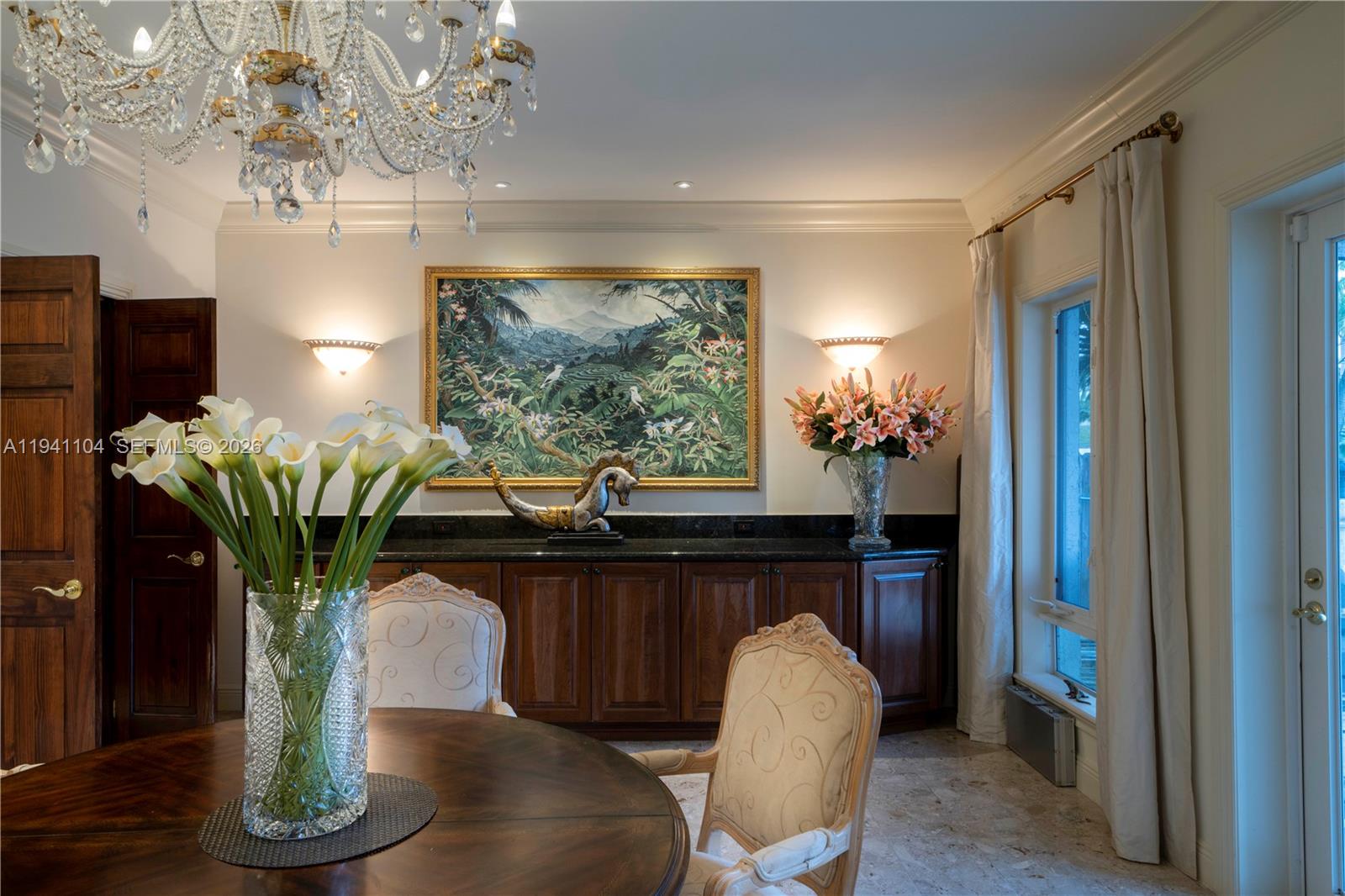 6465 Pine Tree Dr Cir Miami Beach, FL 33141