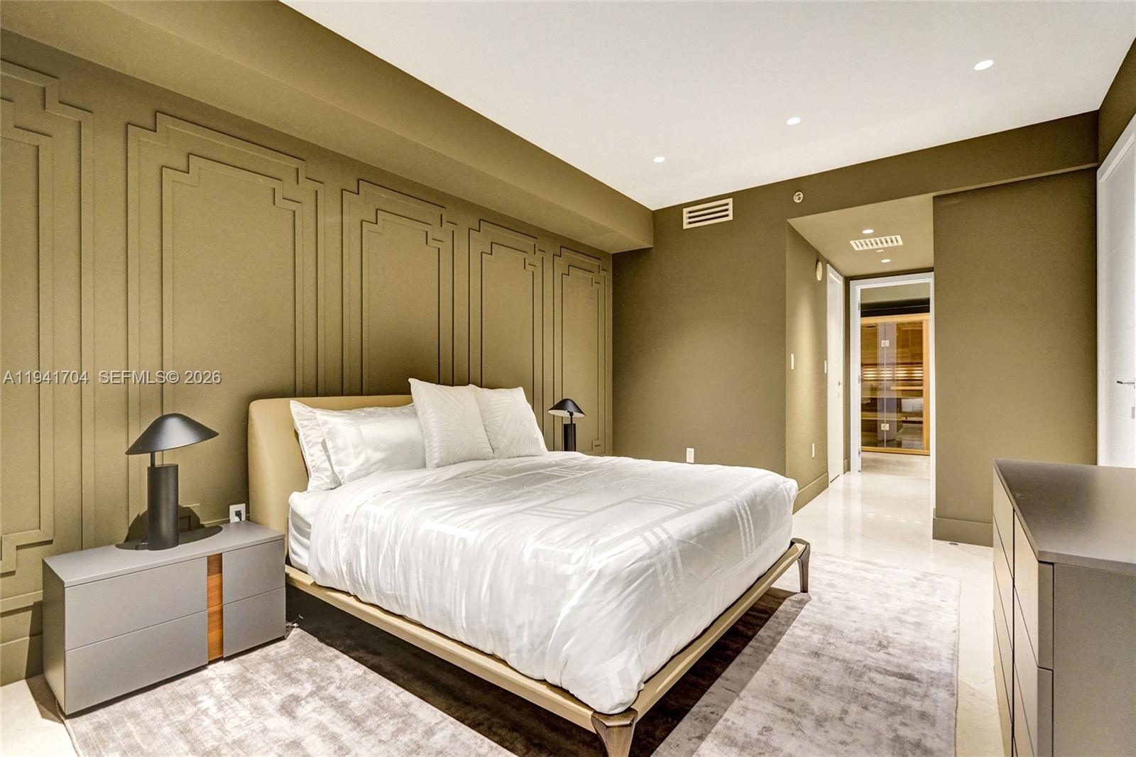 1800 S Ocean Dr #4403 Hallandale Beach, FL 33009