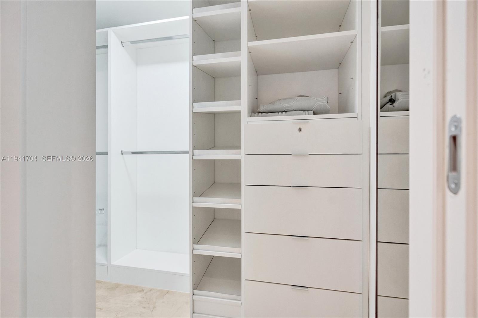 1800 S Ocean Dr #4403 Hallandale Beach, FL 33009