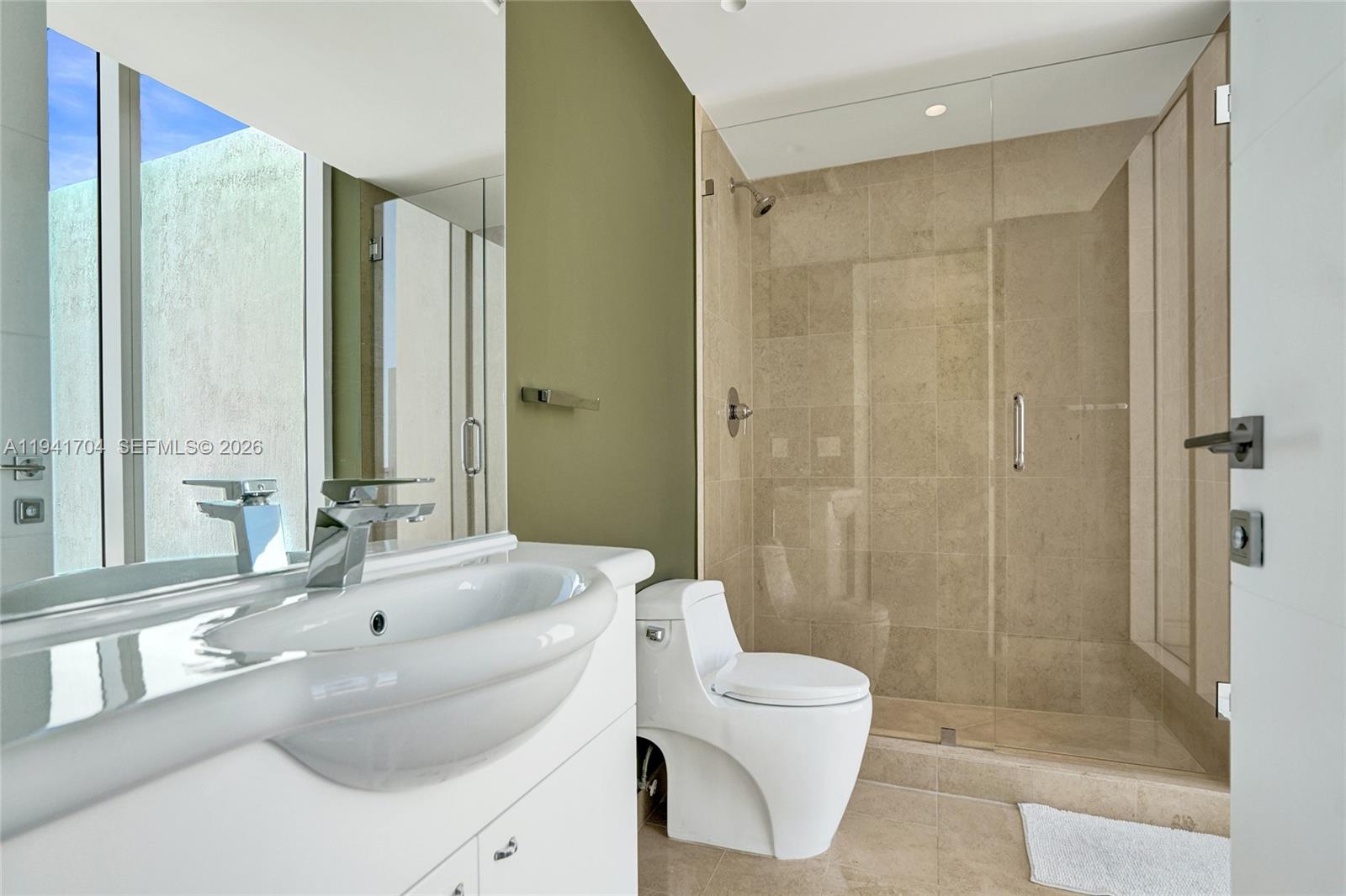 1800 S Ocean Dr #4403 Hallandale Beach, FL 33009