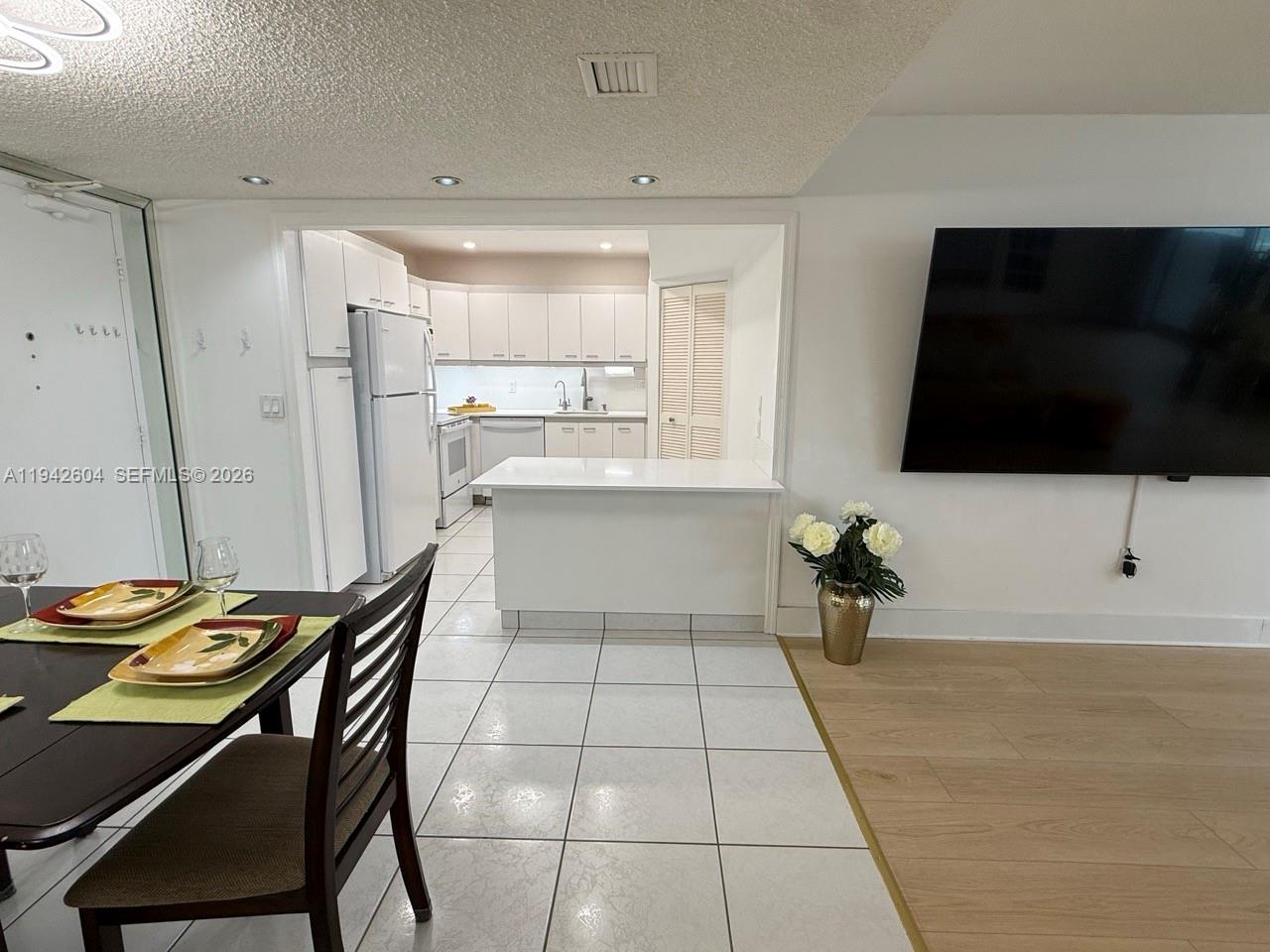 9273 Collins Ave #503 Surfside, FL 33154