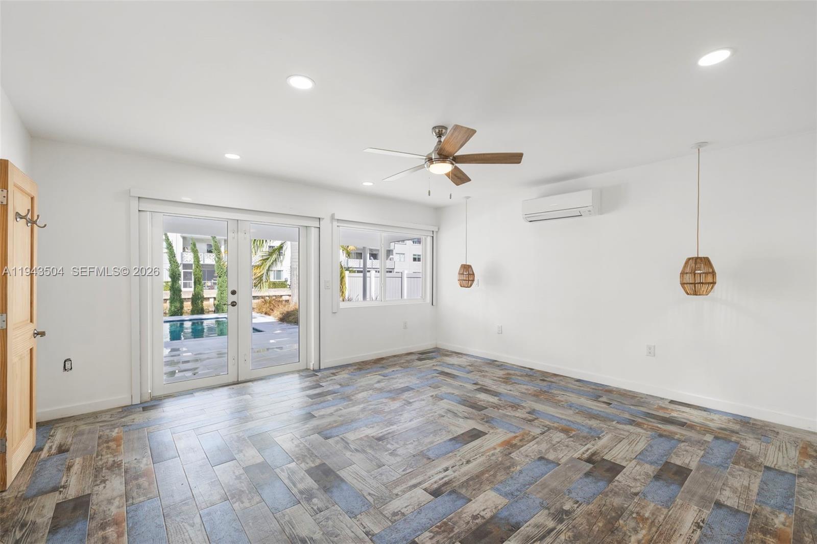 1895 Ixora Rd North Miami, FL 33181