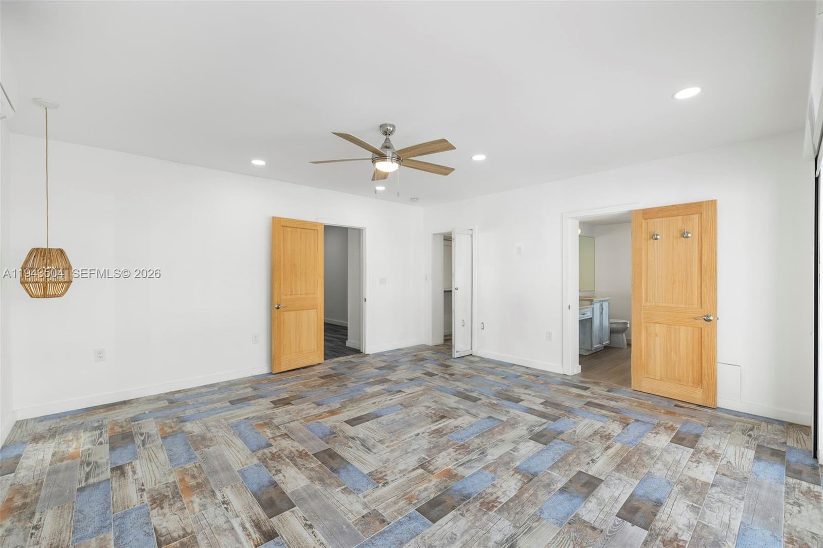 1895 Ixora Rd North Miami, FL 33181