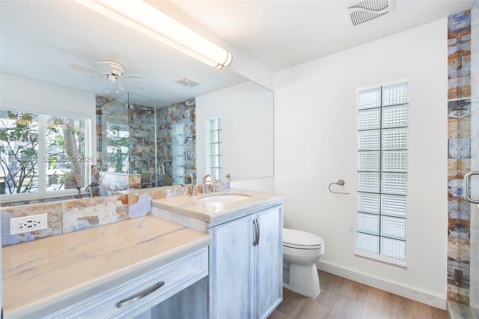 1895 Ixora Rd North Miami, FL 33181