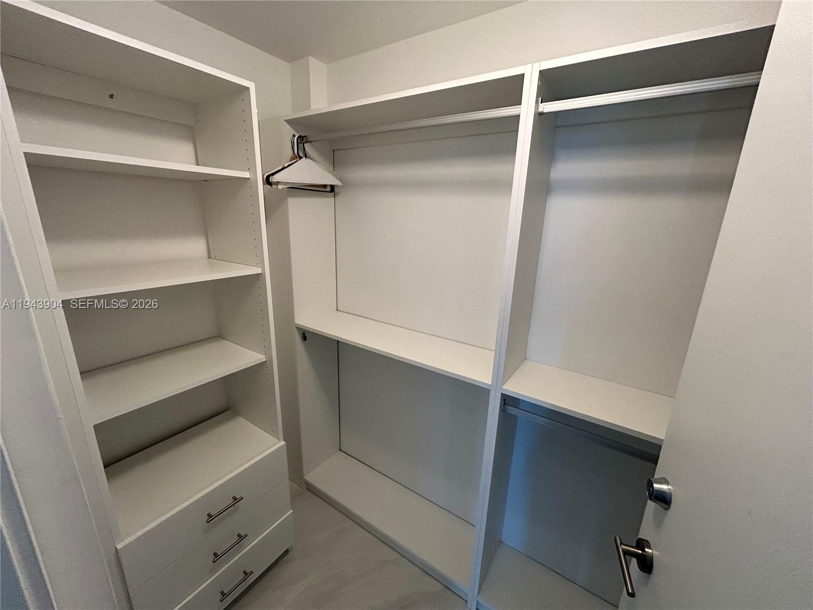 image Biscayne Beach Condo15