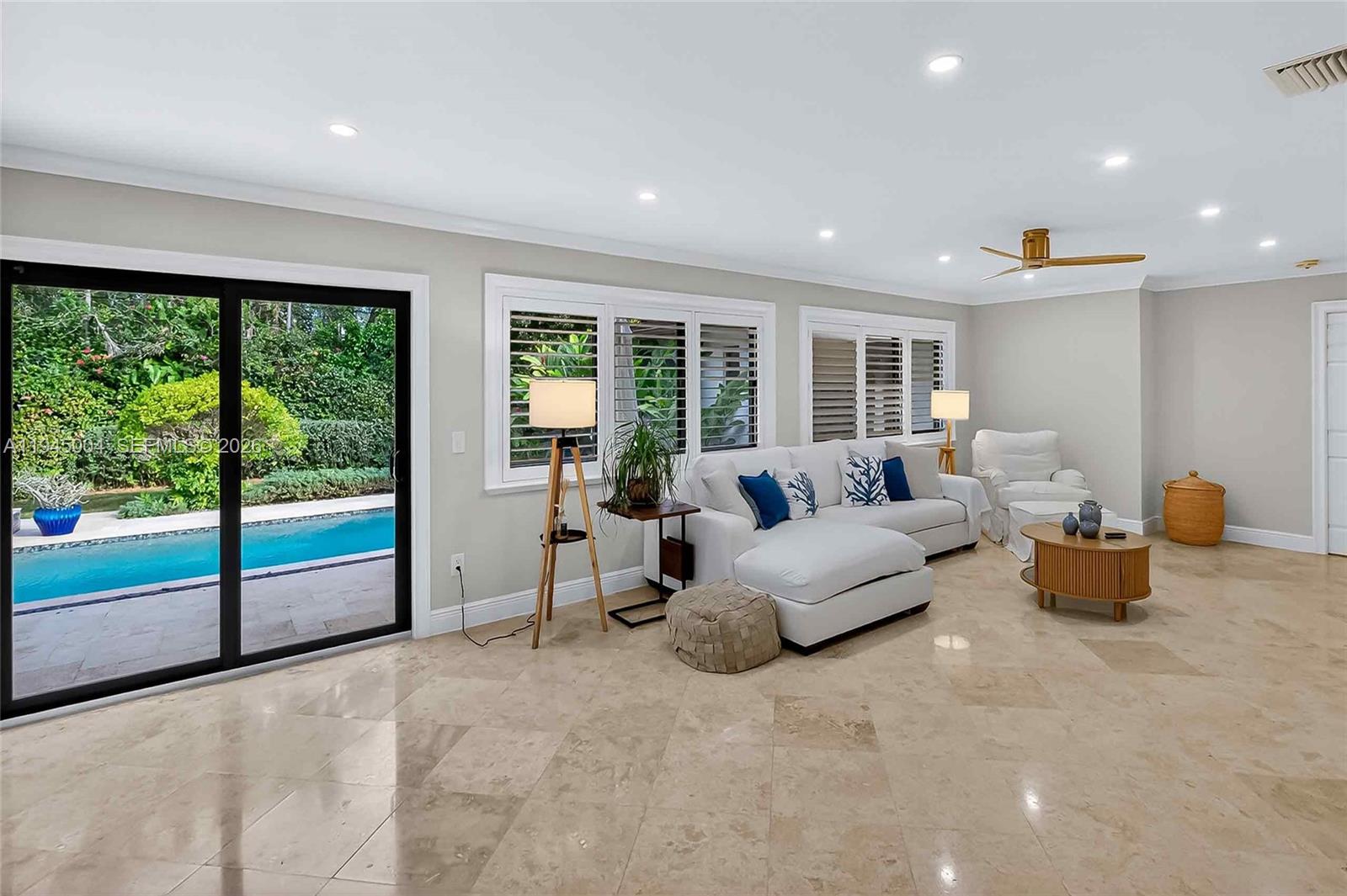 13945 Cartee Rd Palmetto Bay, FL 33158