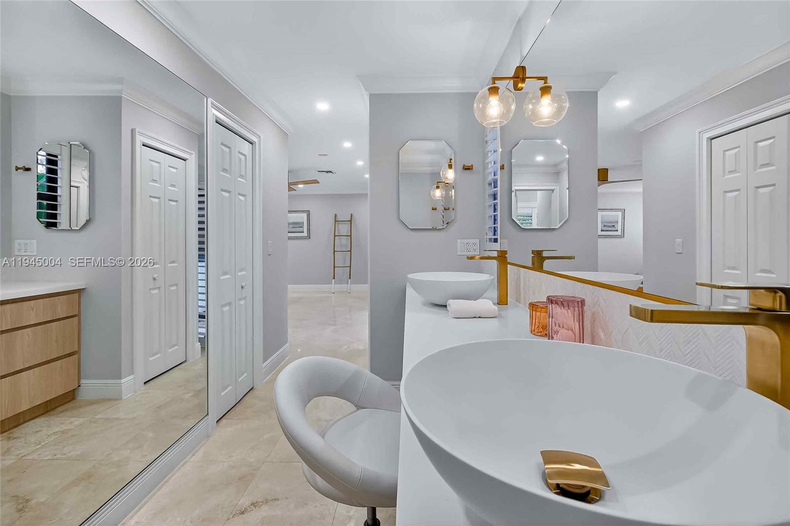 13945 Cartee Rd Palmetto Bay, FL 33158