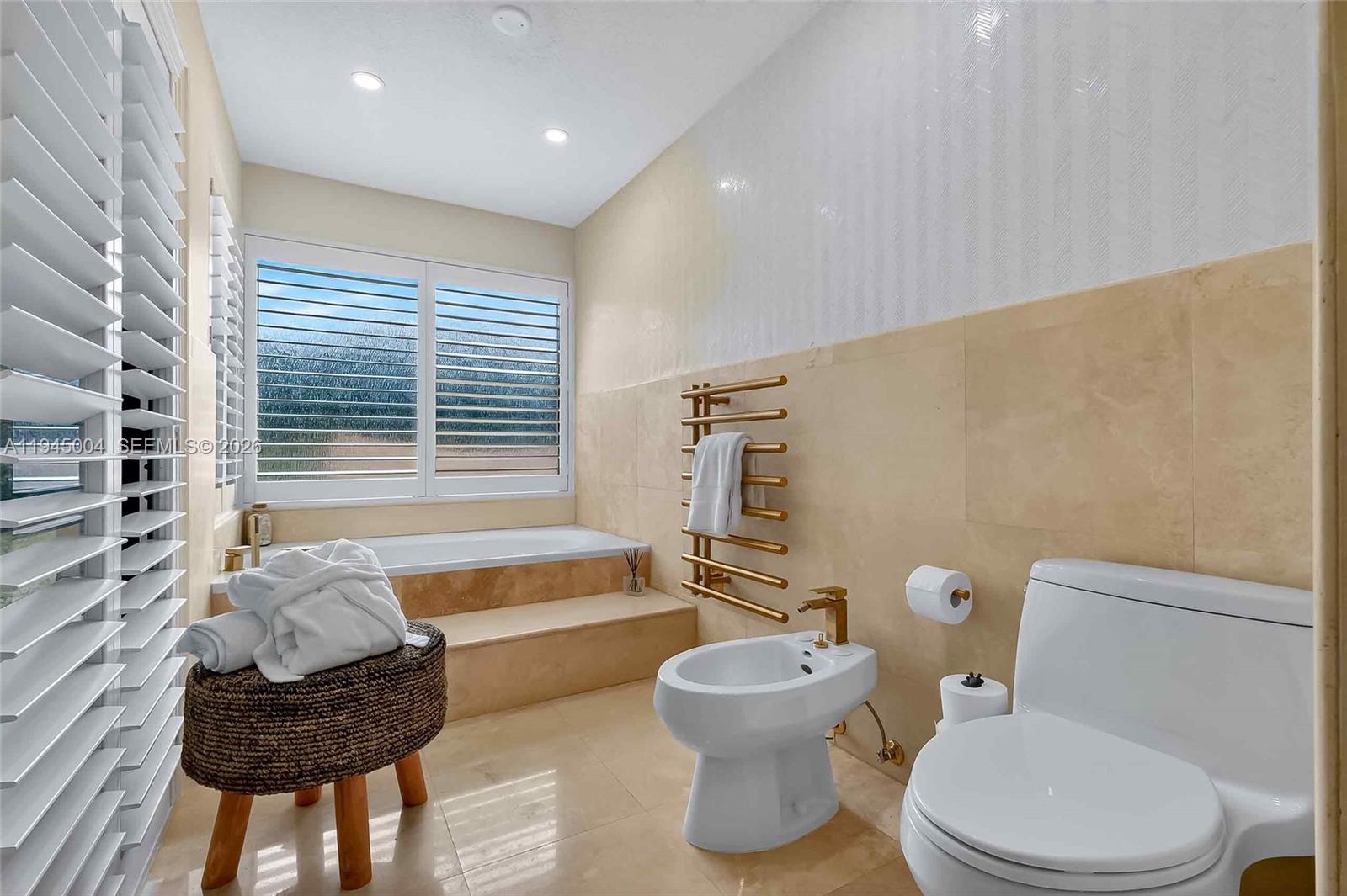 13945 Cartee Rd Palmetto Bay, FL 33158