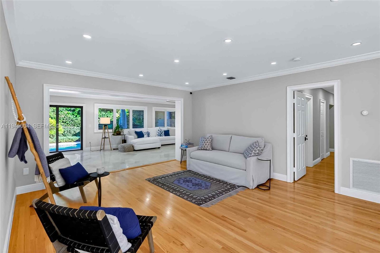 13945 Cartee Rd Palmetto Bay, FL 33158