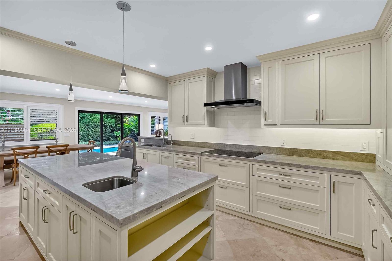 13945 Cartee Rd Palmetto Bay, FL 33158