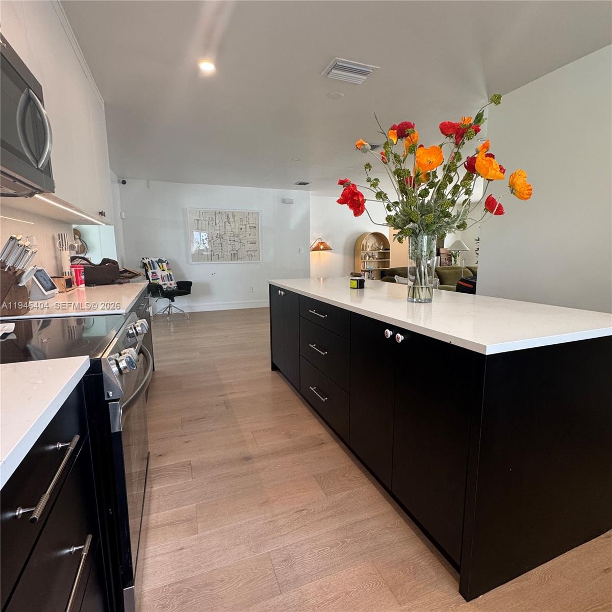 6365 SW 30th St Miami, FL 33155