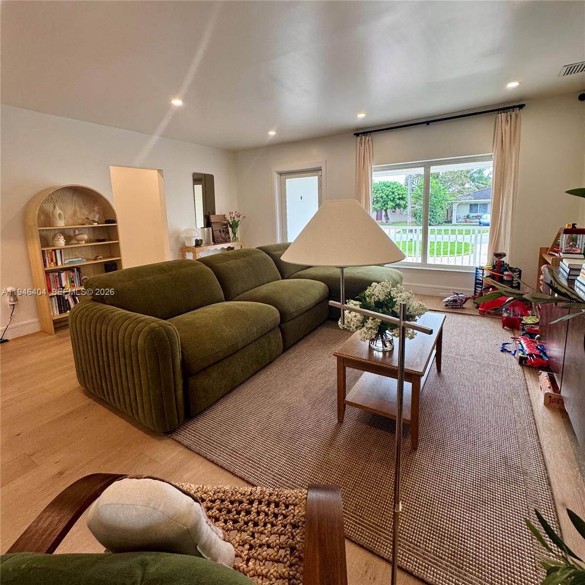 6365 SW 30th St Miami, FL 33155